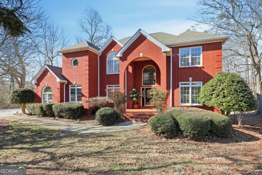 Photo of 2857 Bridgeview Drive, Gainesville, GA 30507 (MLS # 10675965)