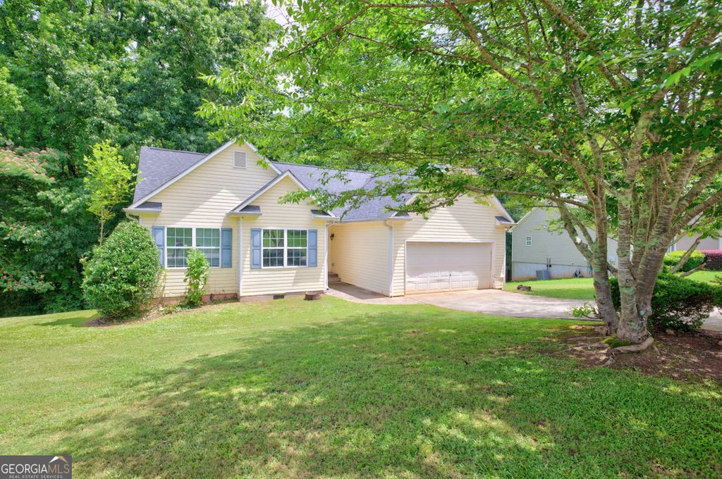 Photo of 640 Gatewood Way, Monroe, GA 30655 (MLS # 10788064)