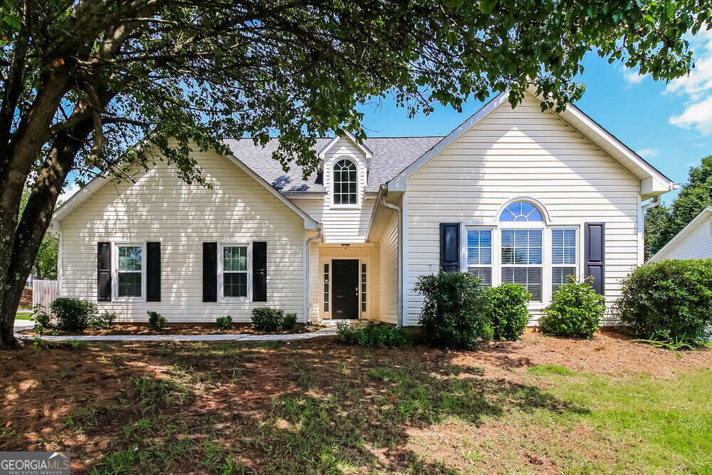 Photo of 213 Summer Hill Circle, Stockbridge, GA 30281 (MLS # 10835350)