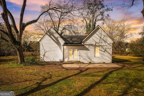 A home in Shady Dale