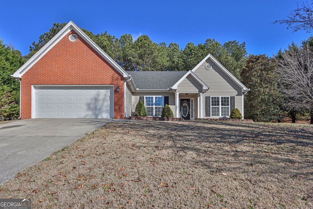 Photo of 2516 Briar Valley Way, Dacula, GA 30019 (MLS # 10697943)