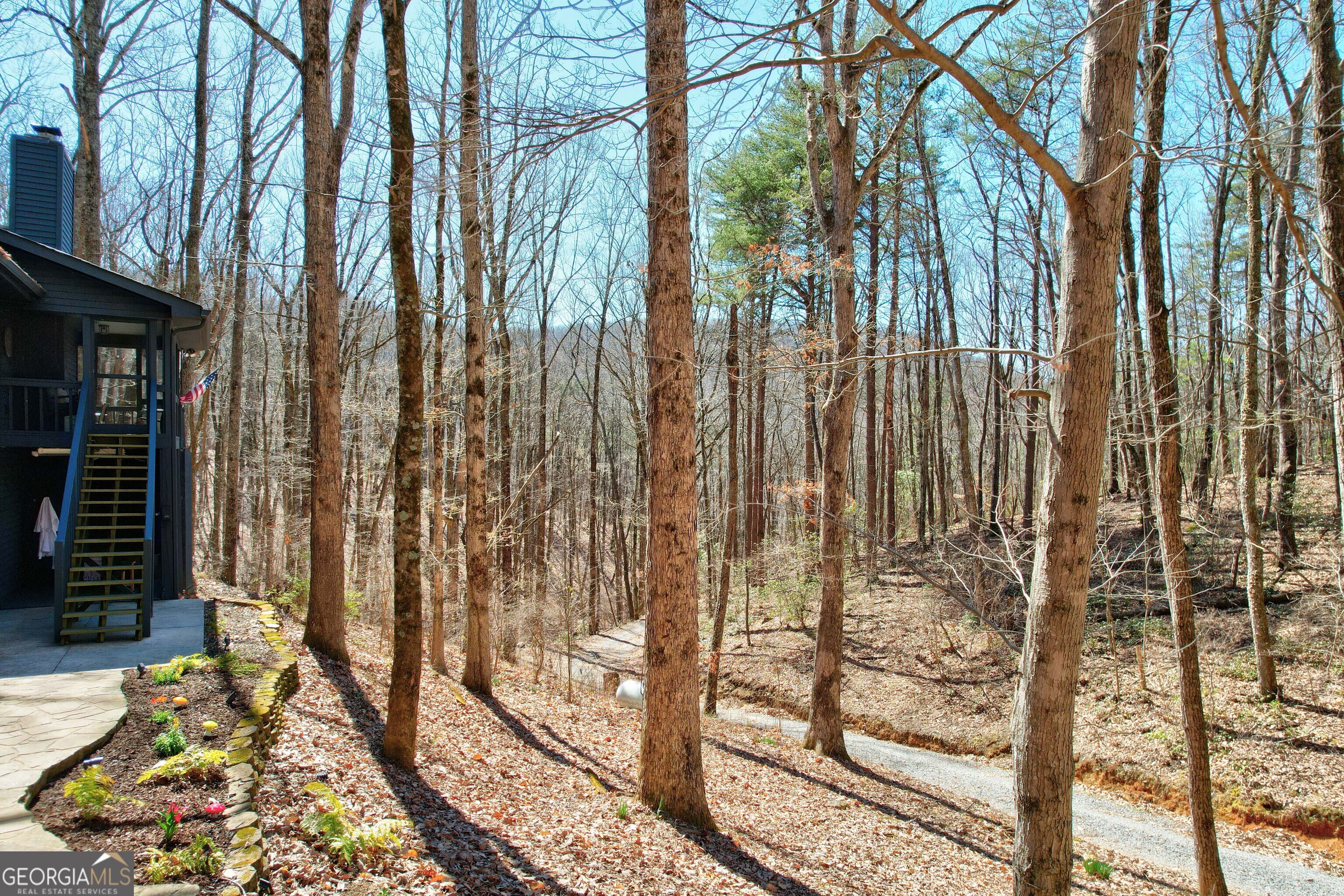 843 Fern Valley RD