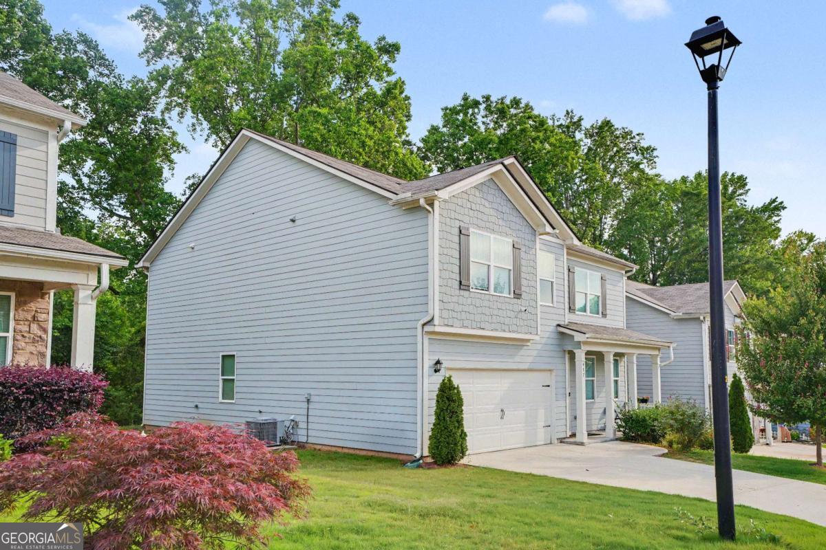 477 Starbuck PKWY