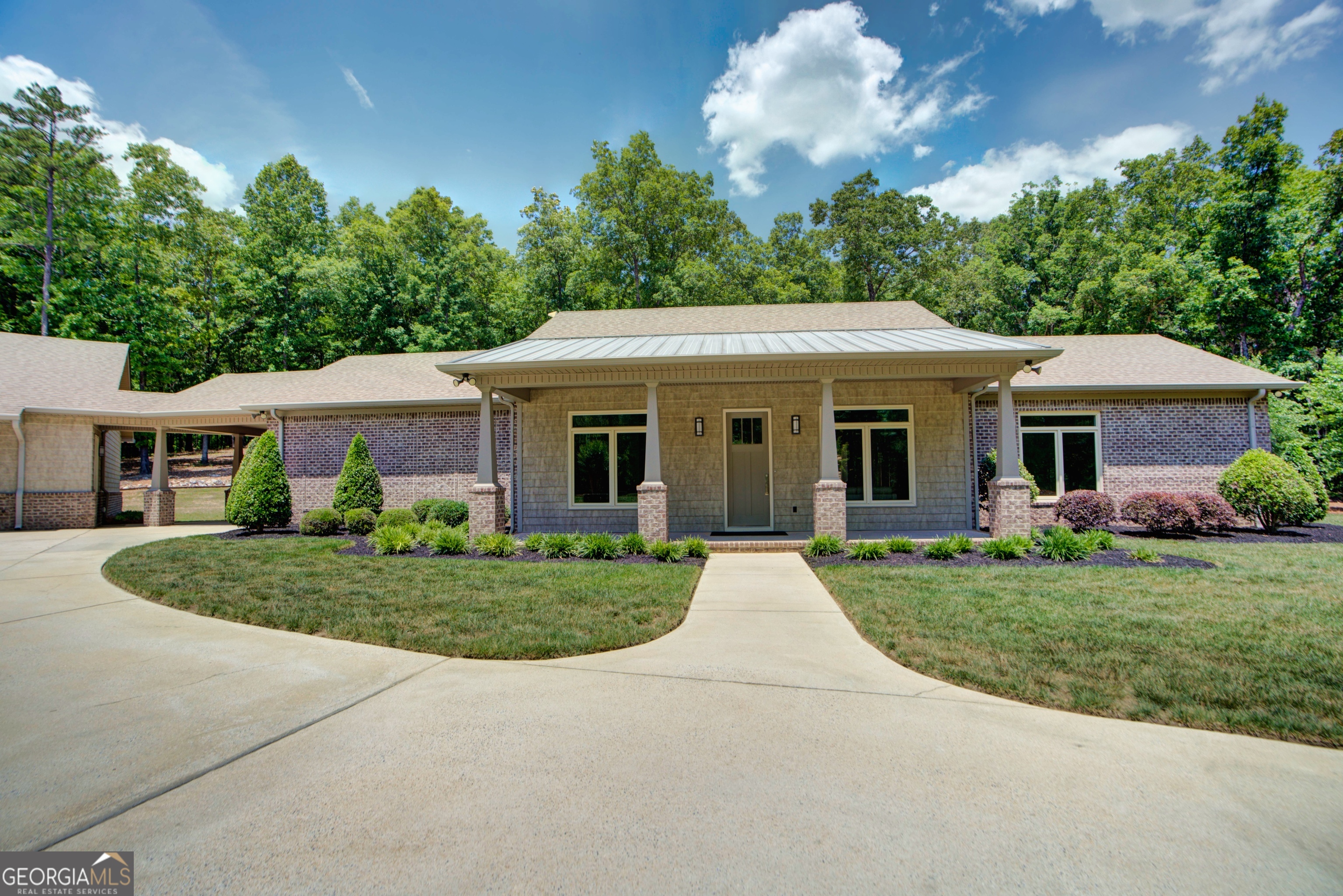 610 Kings Bridge RD SW