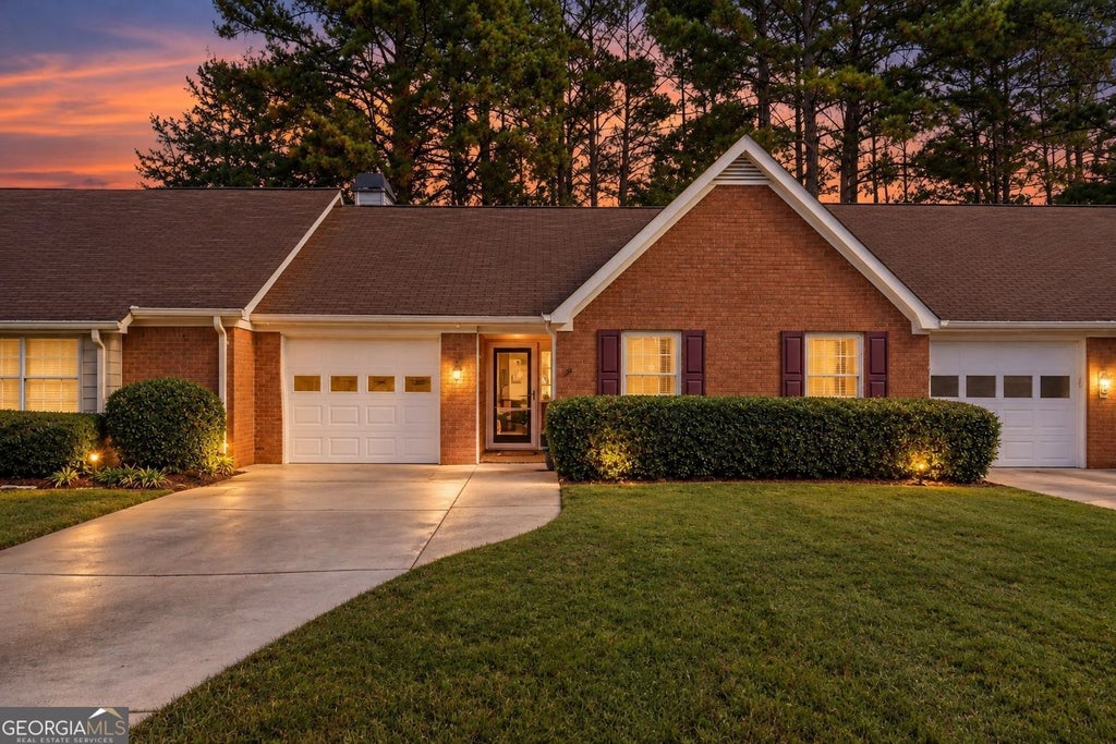Photo of 400 Jeff Davis Place, Fayetteville, GA 30214 (MLS # 10882400)