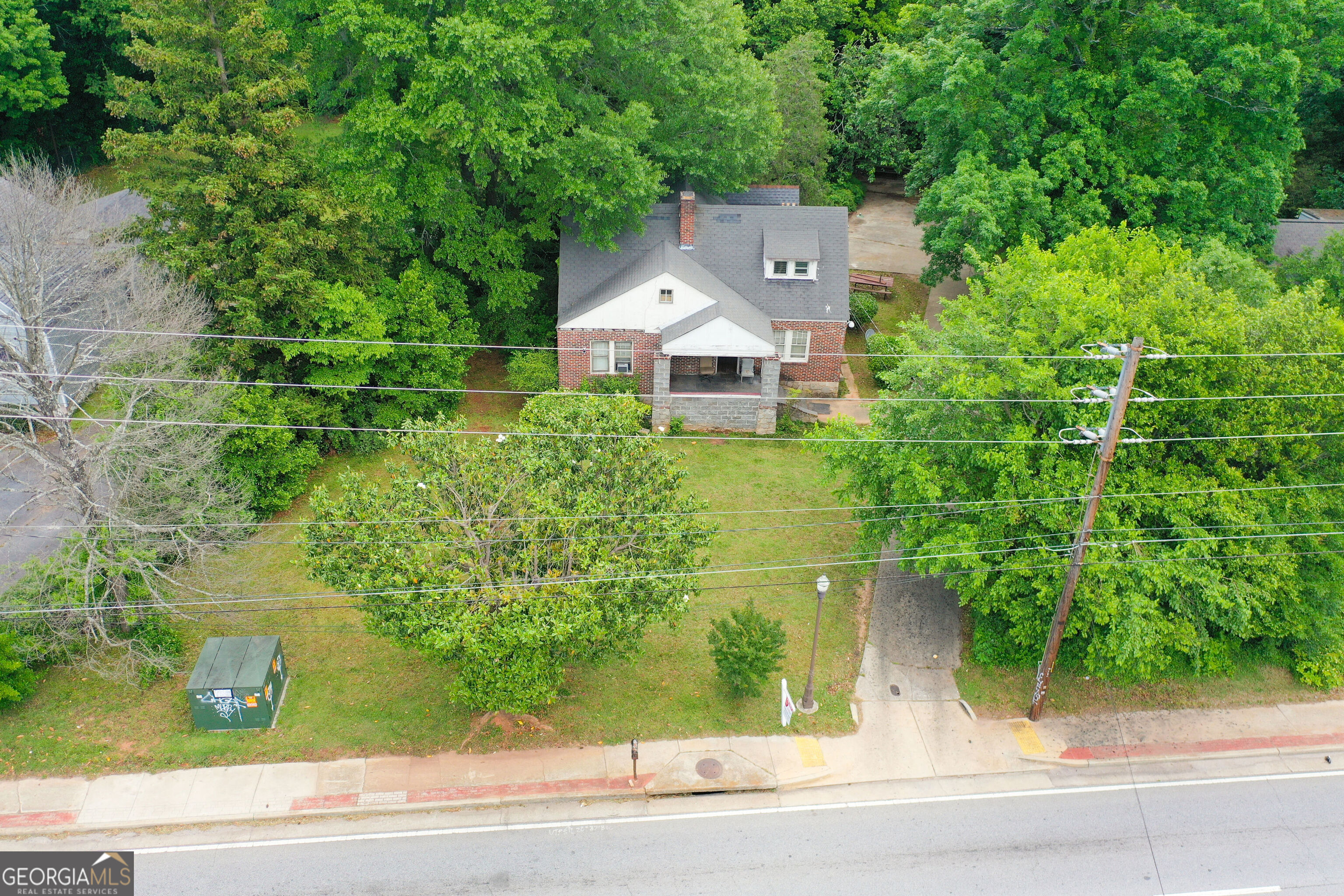 338 Candler RD SE