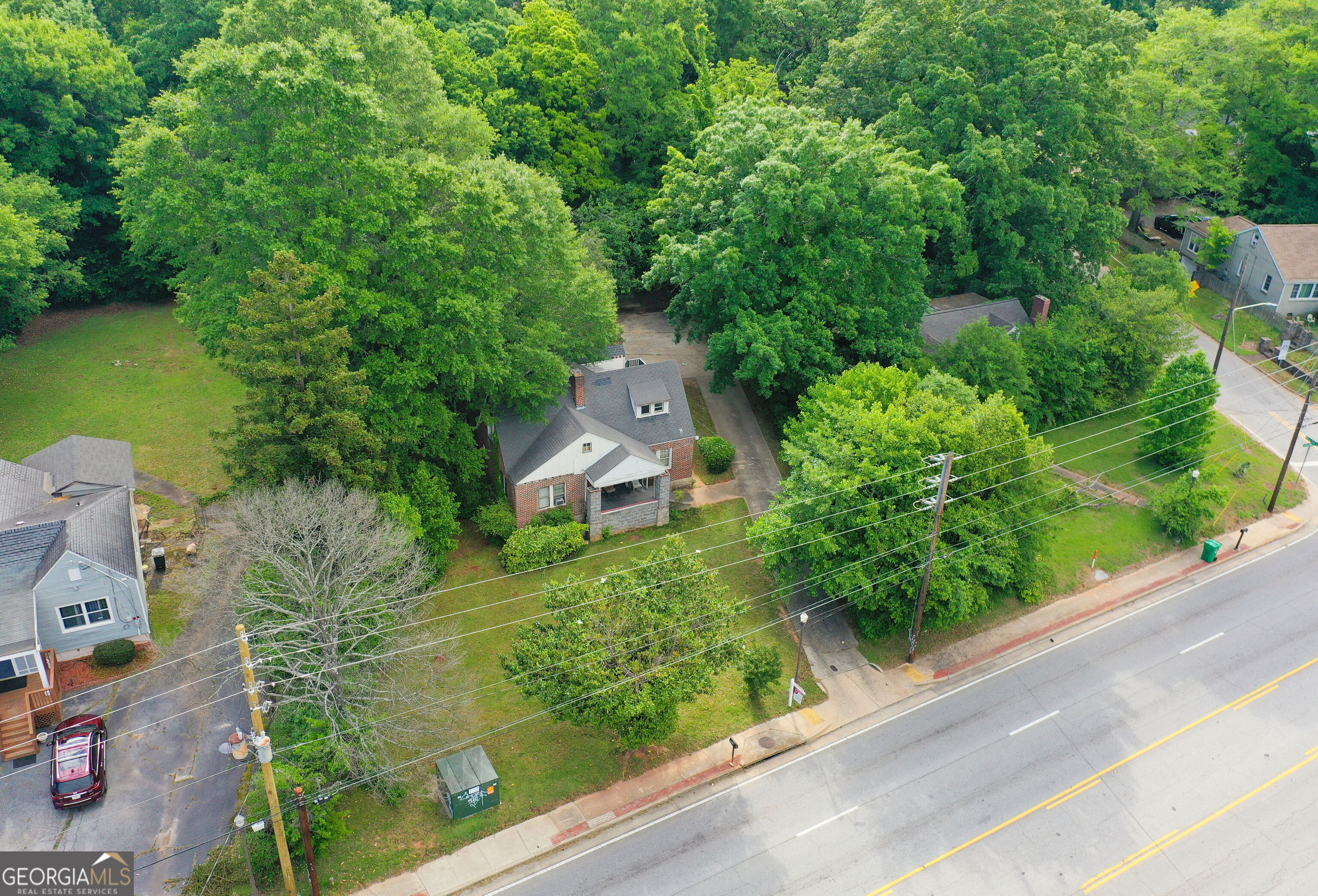 338 Candler RD SE