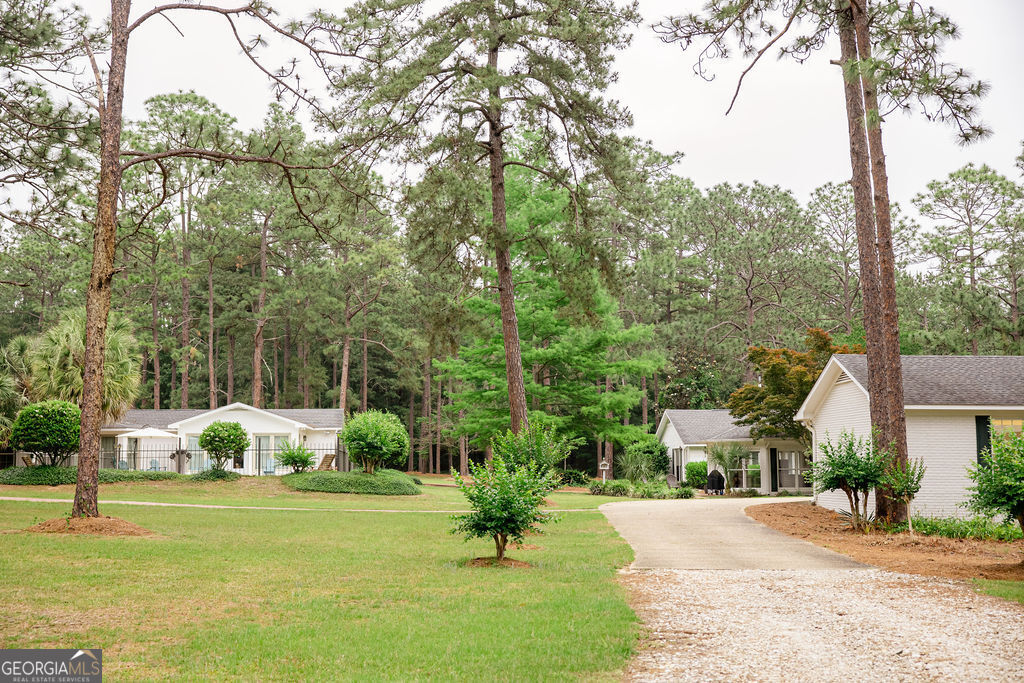 200 Mimosa Lane