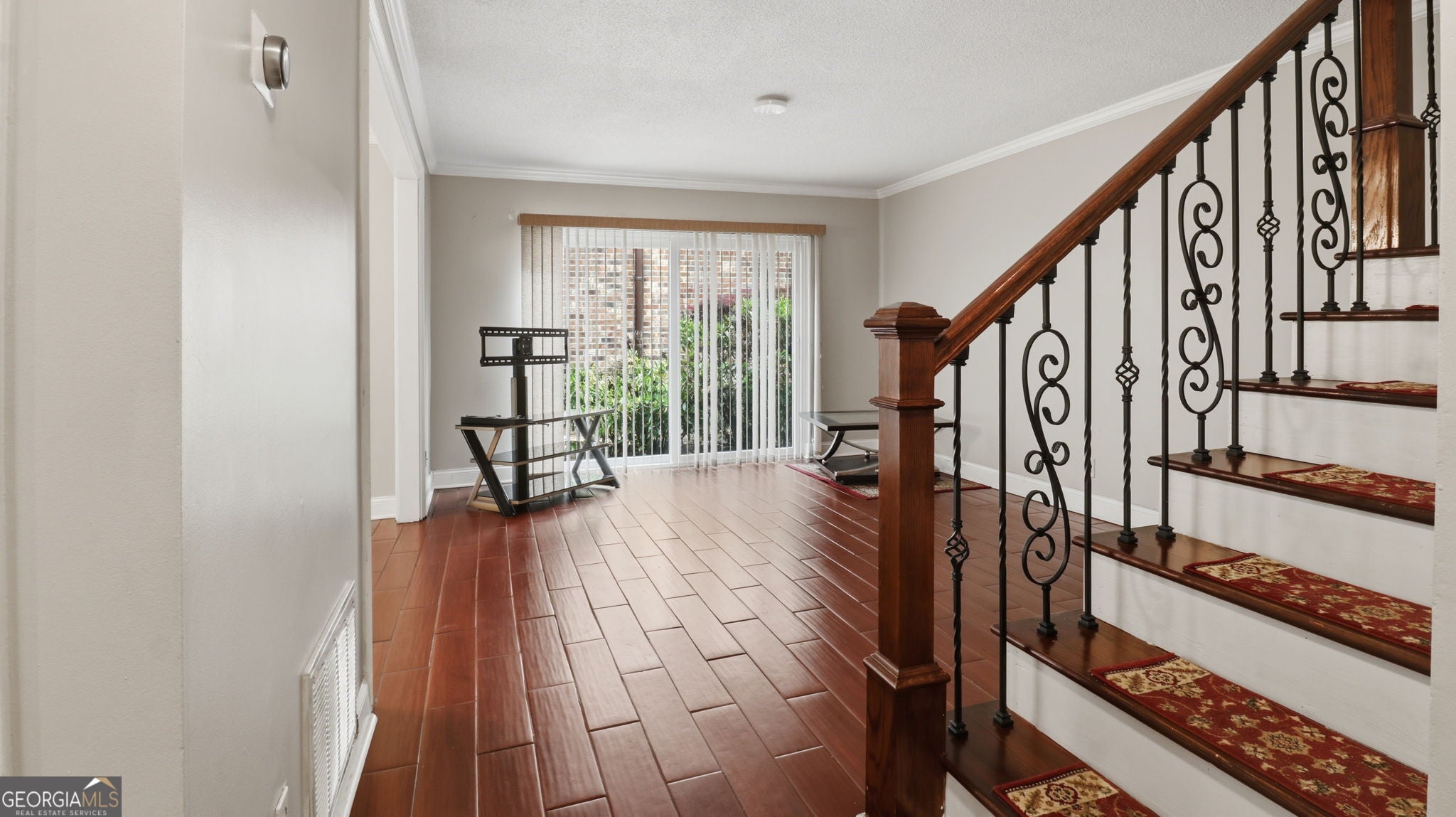 2252 Pernoshal CT