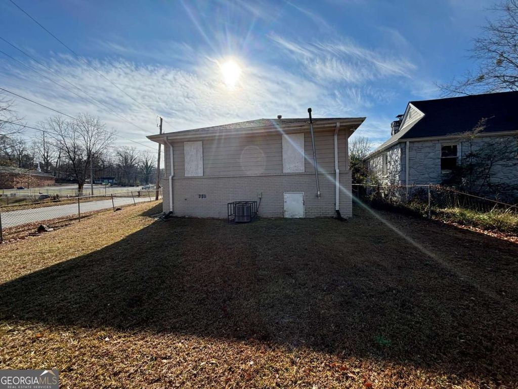 Photo of 2043 Chicago Avenue NW, Atlanta, GA 30314 (MLS # 10709402)