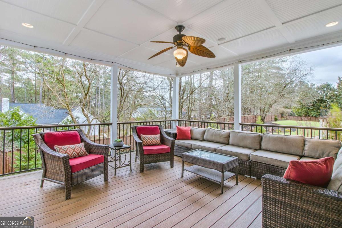 Roswell, Georgia 30076, United States, 5 Bedrooms Bedrooms, ,5 BathroomsBathrooms,Residential,Pending,16717