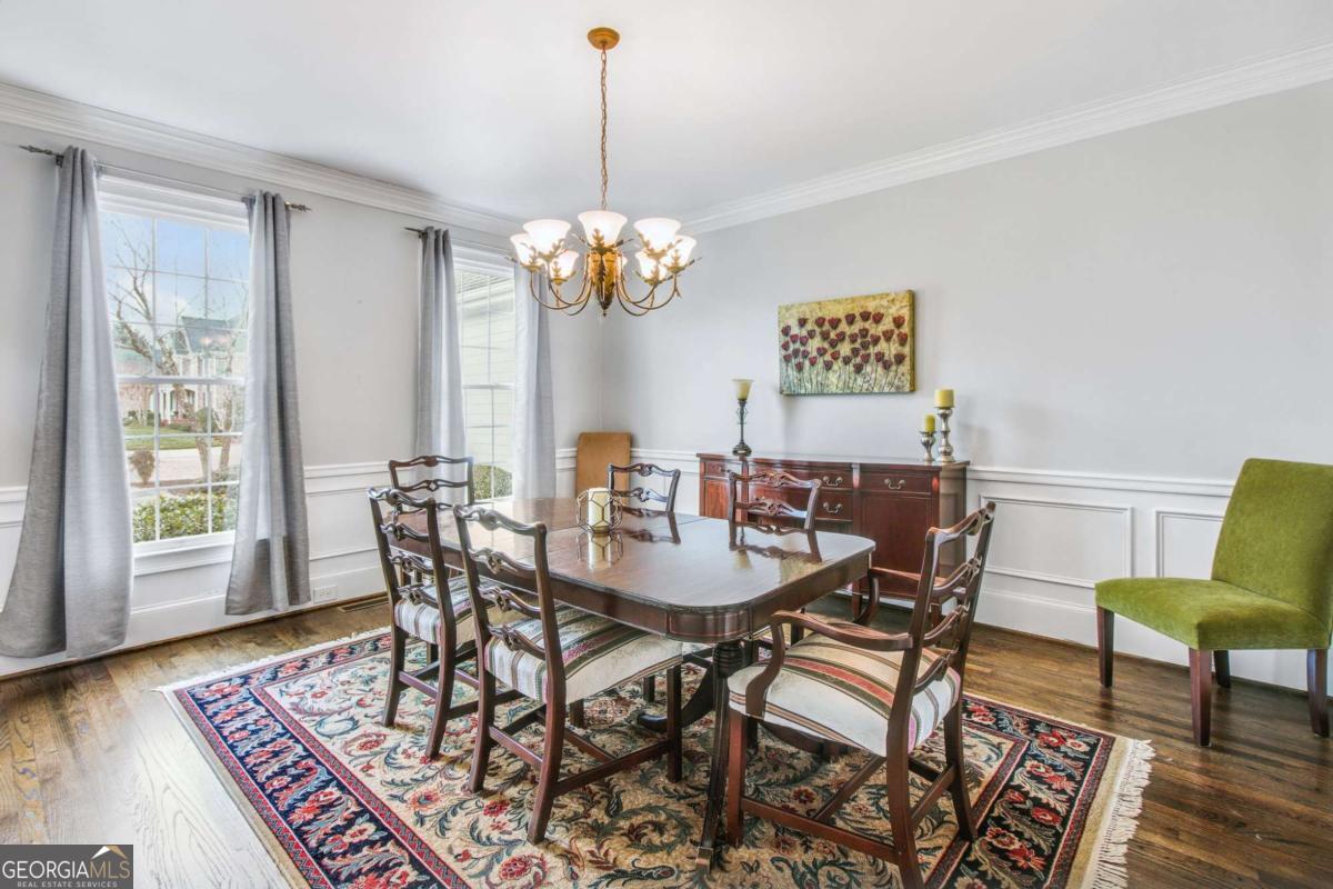 Roswell, Georgia 30076, United States, 5 Bedrooms Bedrooms, ,5 BathroomsBathrooms,Residential,Pending,16717