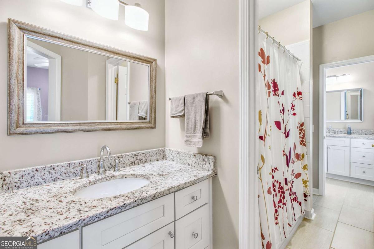 Roswell, Georgia 30076, United States, 5 Bedrooms Bedrooms, ,5 BathroomsBathrooms,Residential,Pending,16717