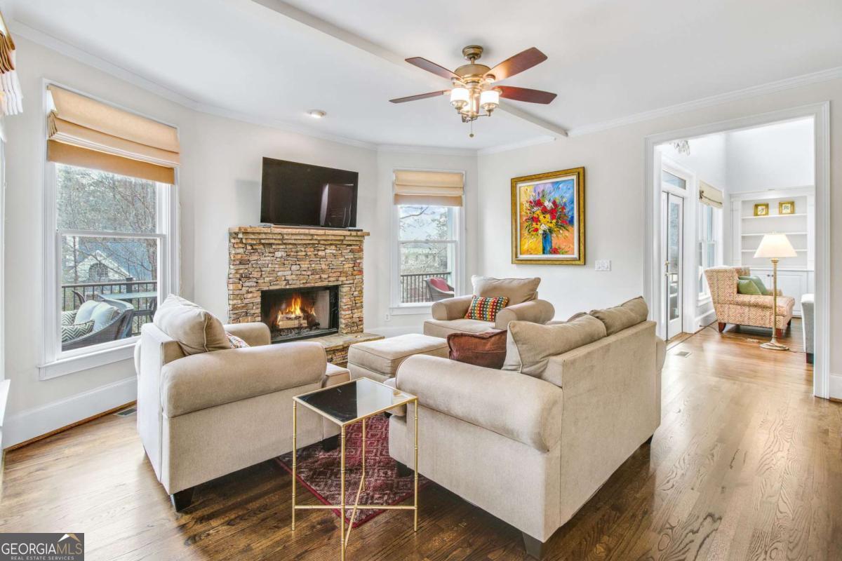 Roswell, Georgia 30076, United States, 5 Bedrooms Bedrooms, ,5 BathroomsBathrooms,Residential,Pending,16717