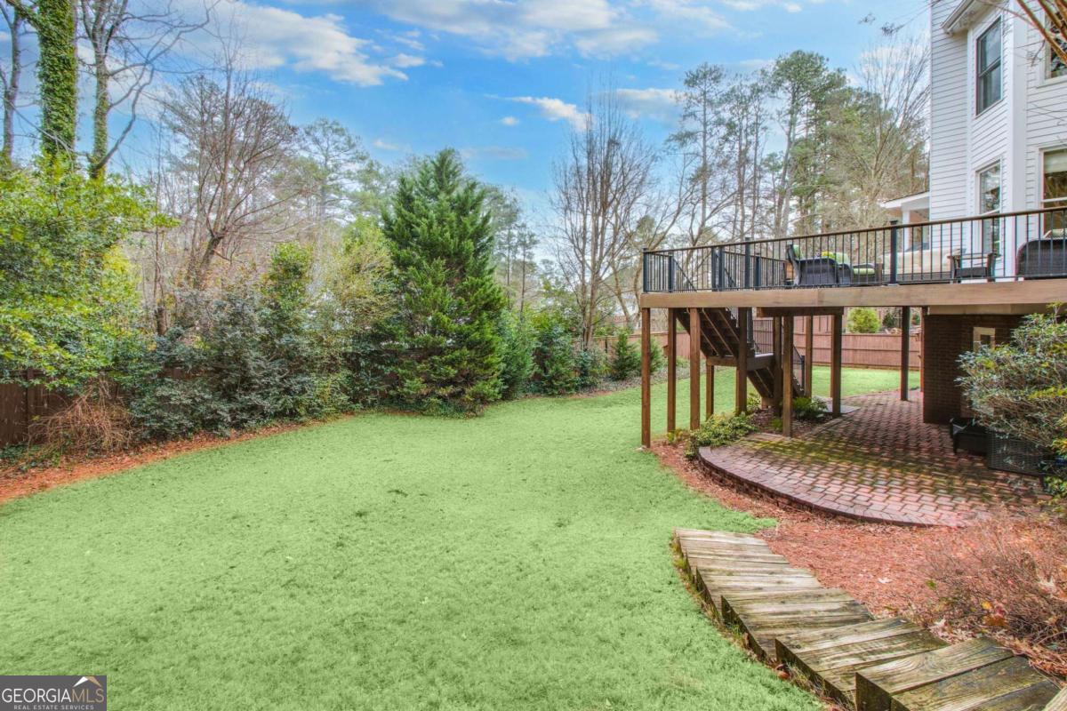 Roswell, Georgia 30076, United States, 5 Bedrooms Bedrooms, ,5 BathroomsBathrooms,Residential,Pending,16717