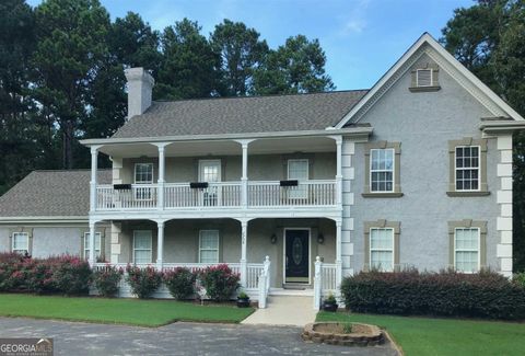 2754 Harvest DR SE Conyers GA 30013