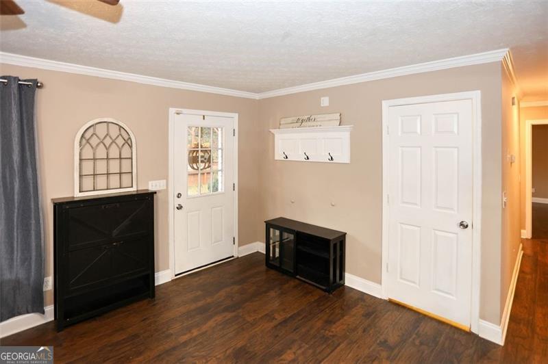 3711 RAMBLING WOODS DR