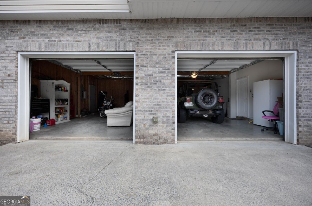 WESLEY MILL - Residential