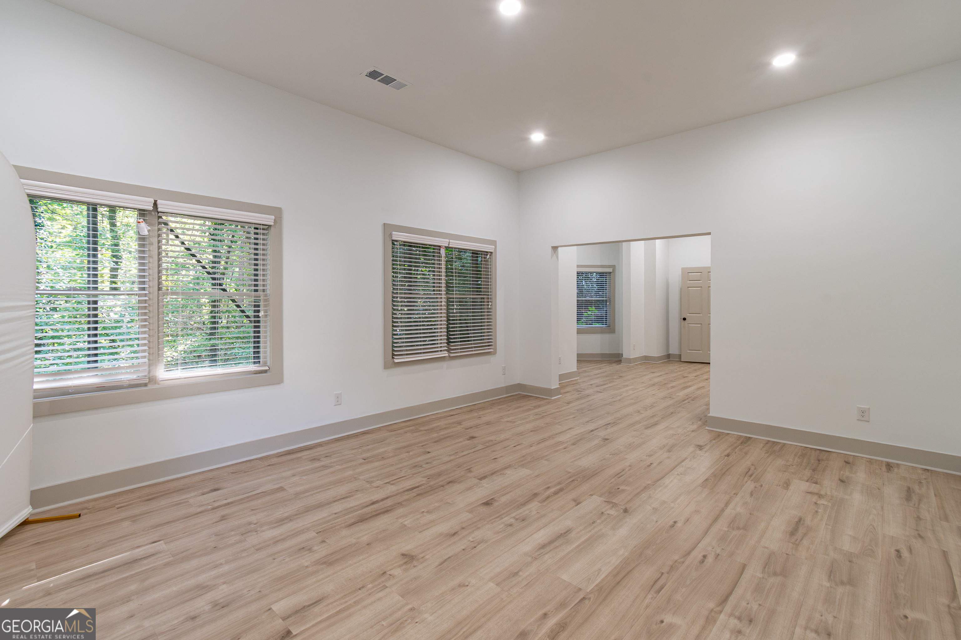 WELLESLEY UNIT V-A - Residential Lease