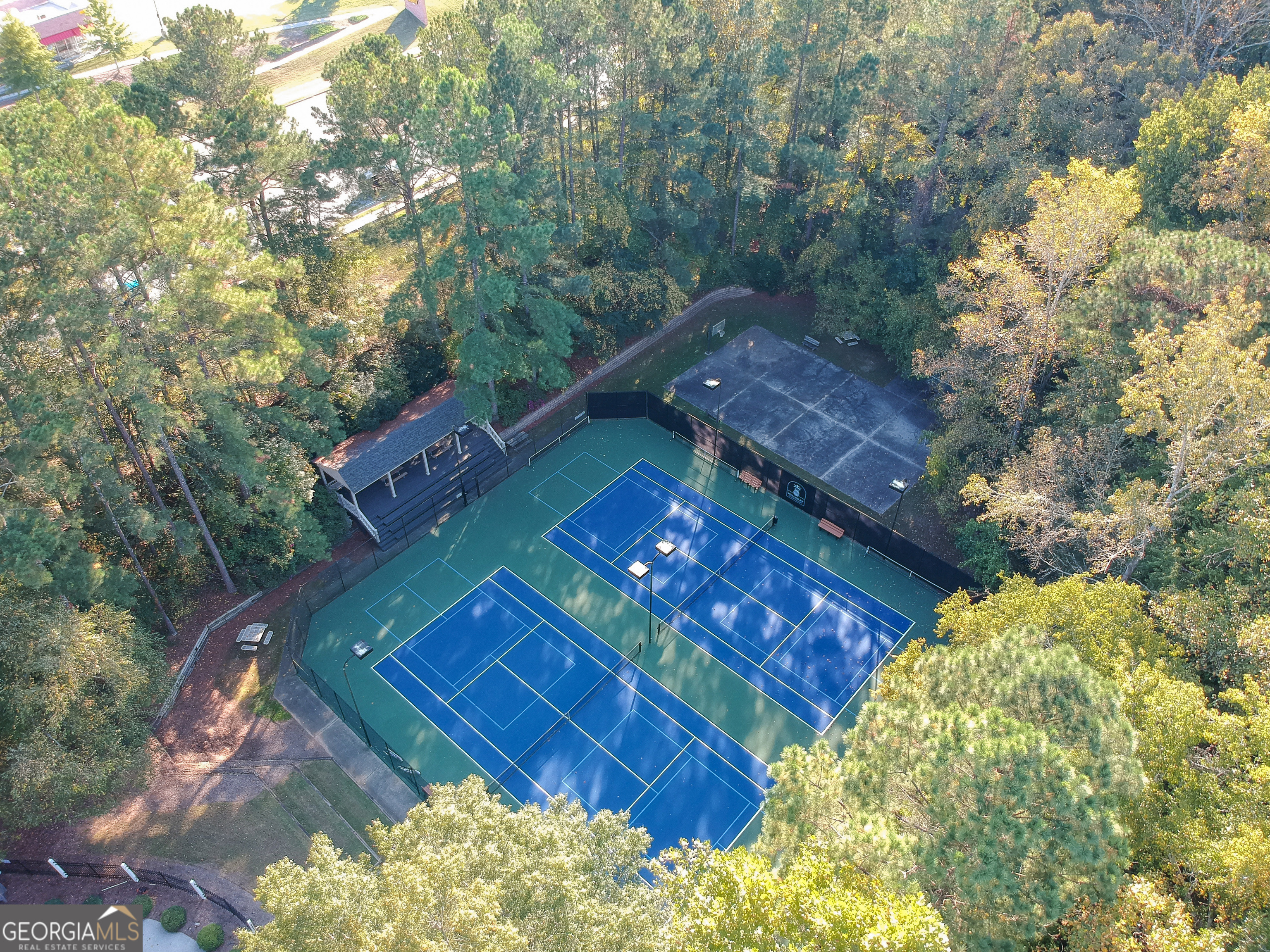 WELLESLEY UNIT V-A - Residential Lease