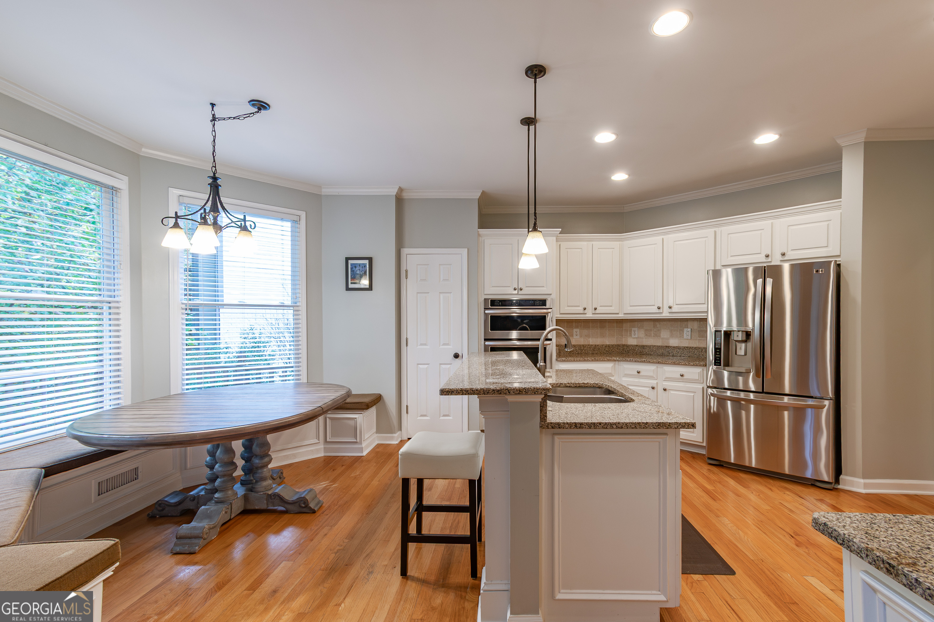 WELLESLEY UNIT V-A - Residential Lease