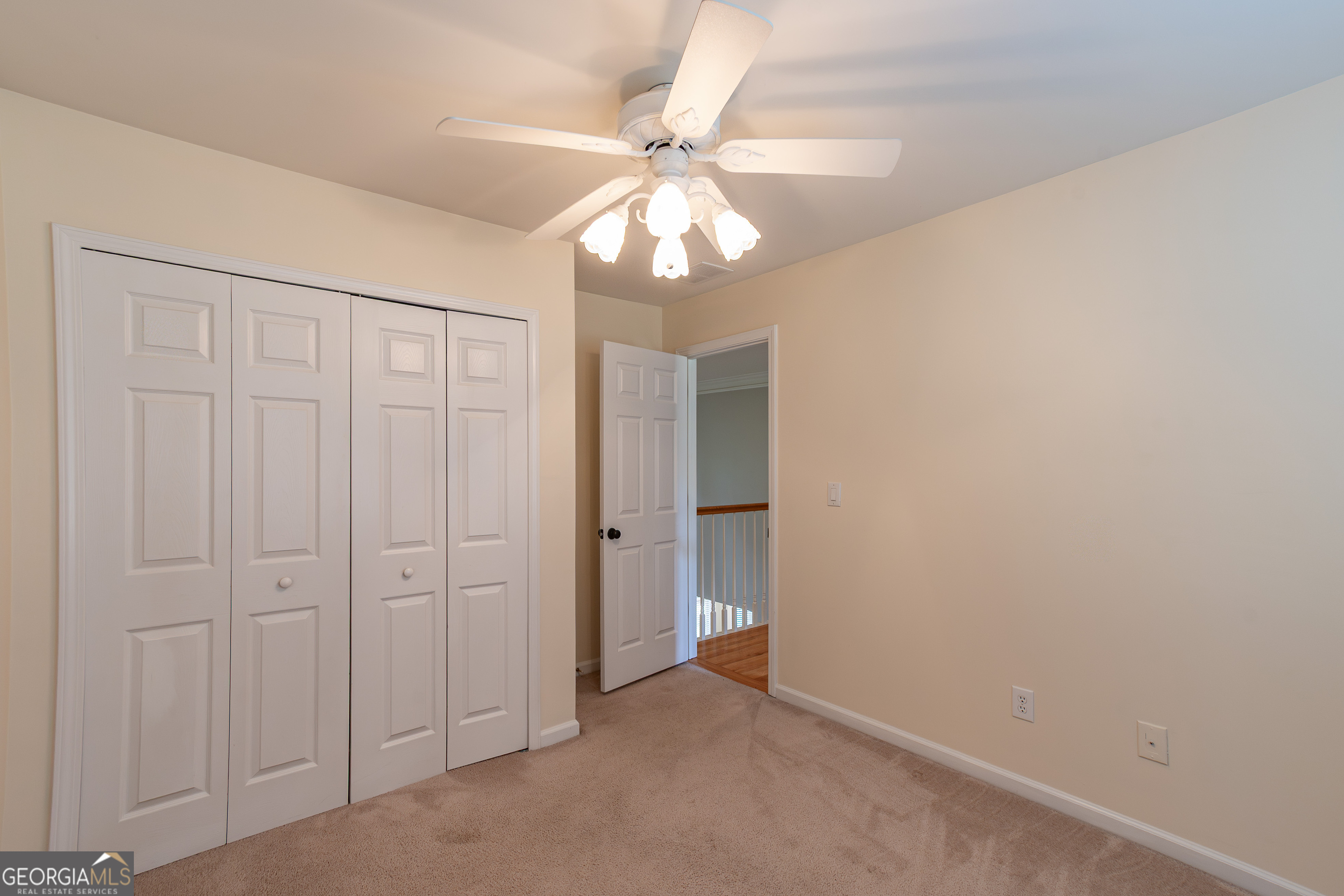 WELLESLEY UNIT V-A - Residential Lease