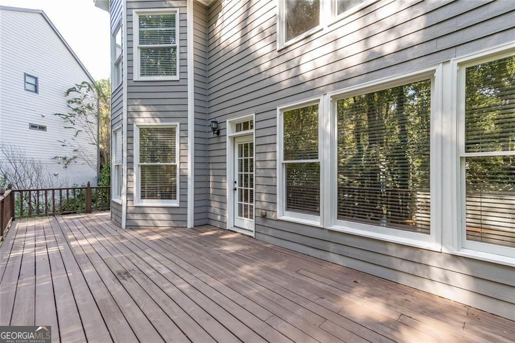 Woodstock, Georgia 30189, United States, 6 Bedrooms Bedrooms, ,4 BathroomsBathrooms,Residential,Active,230578