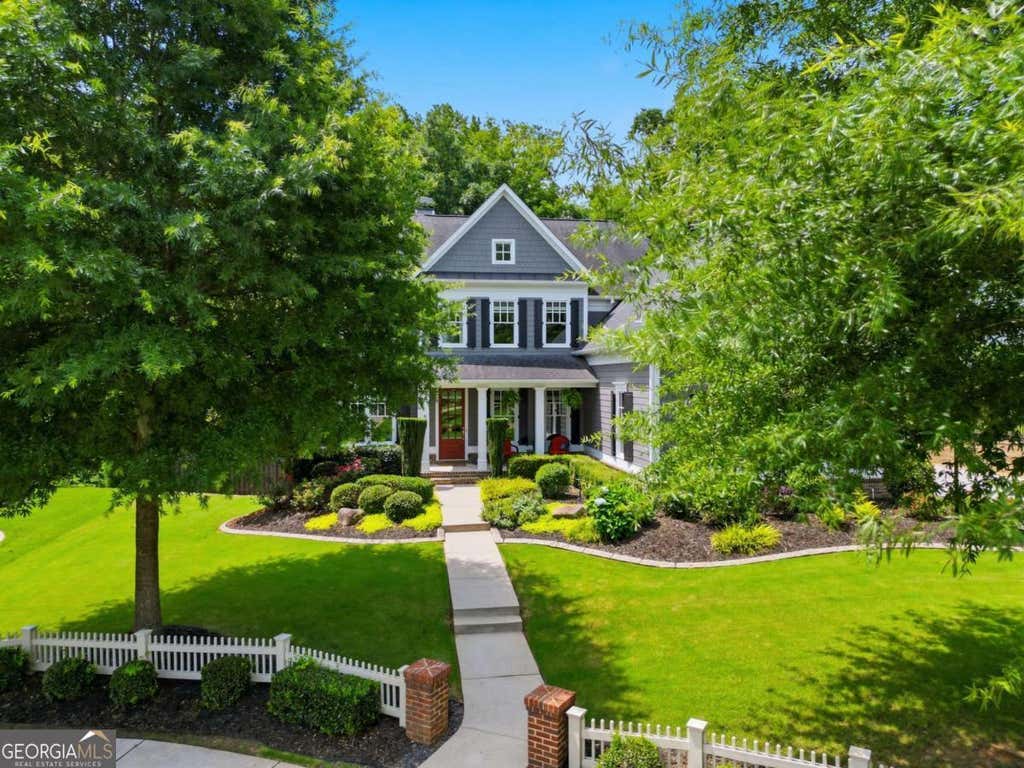 Photo of 4065 Williams Point Drive, Cumming, GA 30028 (MLS # 10785574)