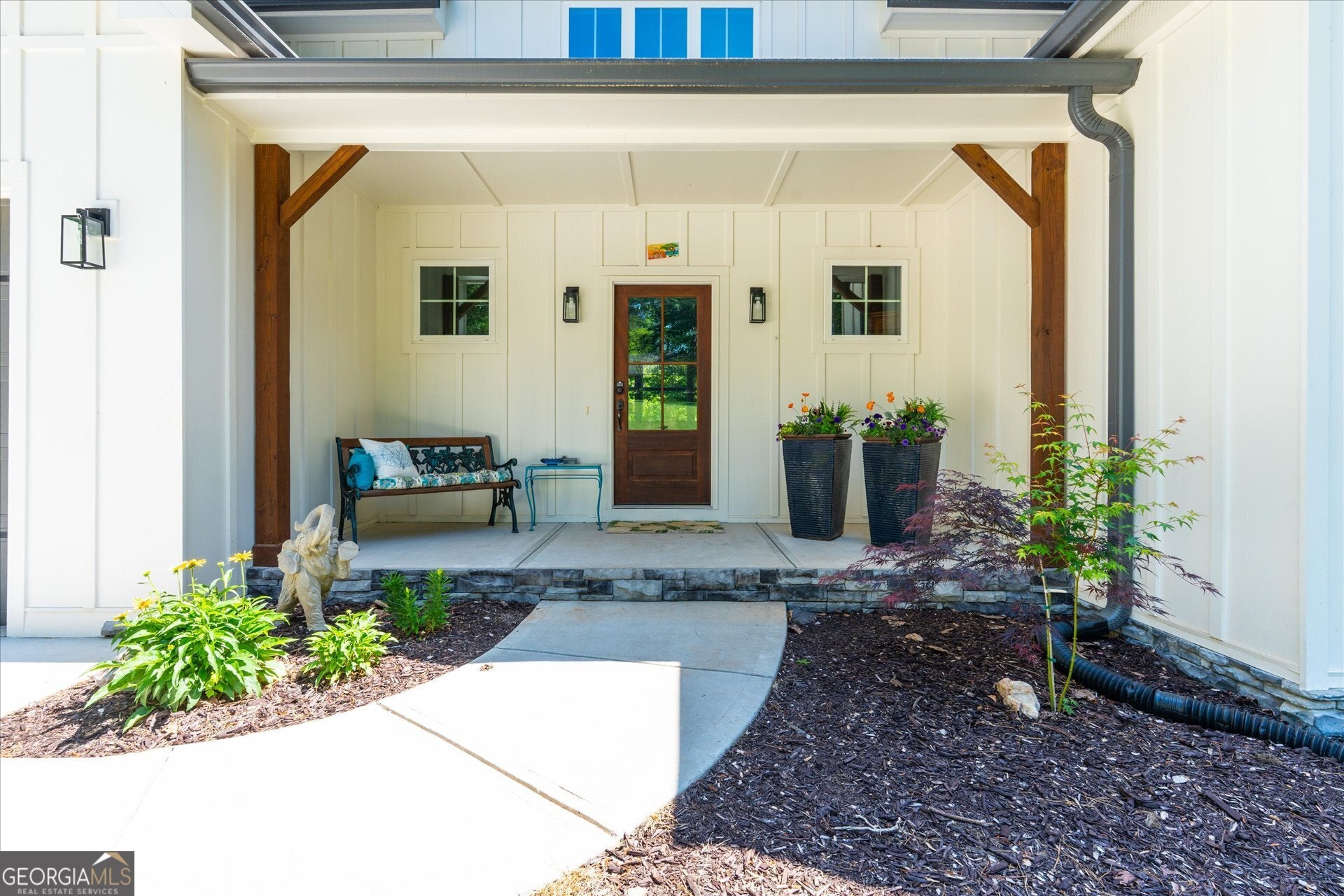 3046 Ridgeview CT
