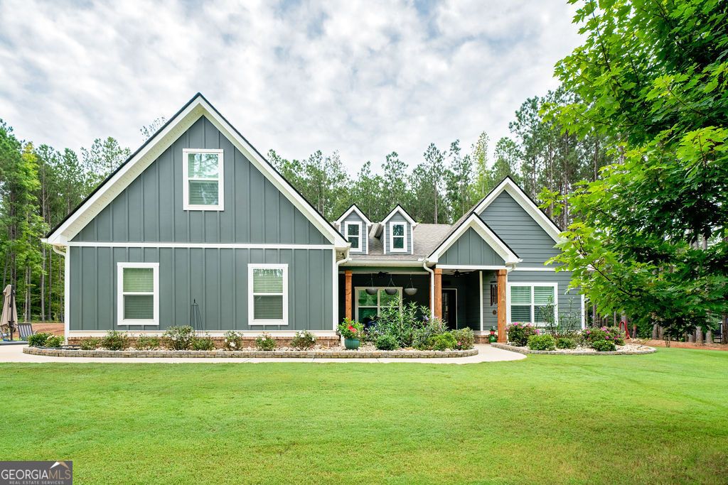 Photo of 31 Ozark Woods Drive, Newnan, GA 30263 (MLS # 10761555)