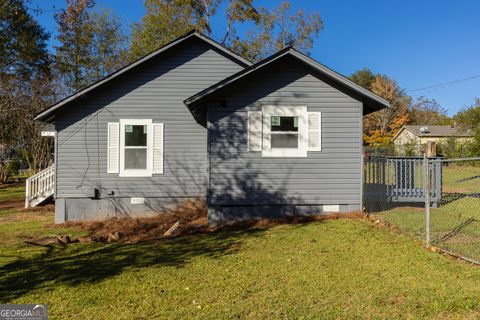 A home in Thomaston