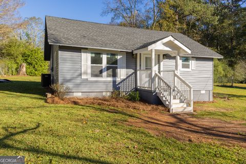 A home in Thomaston