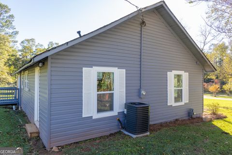 A home in Thomaston