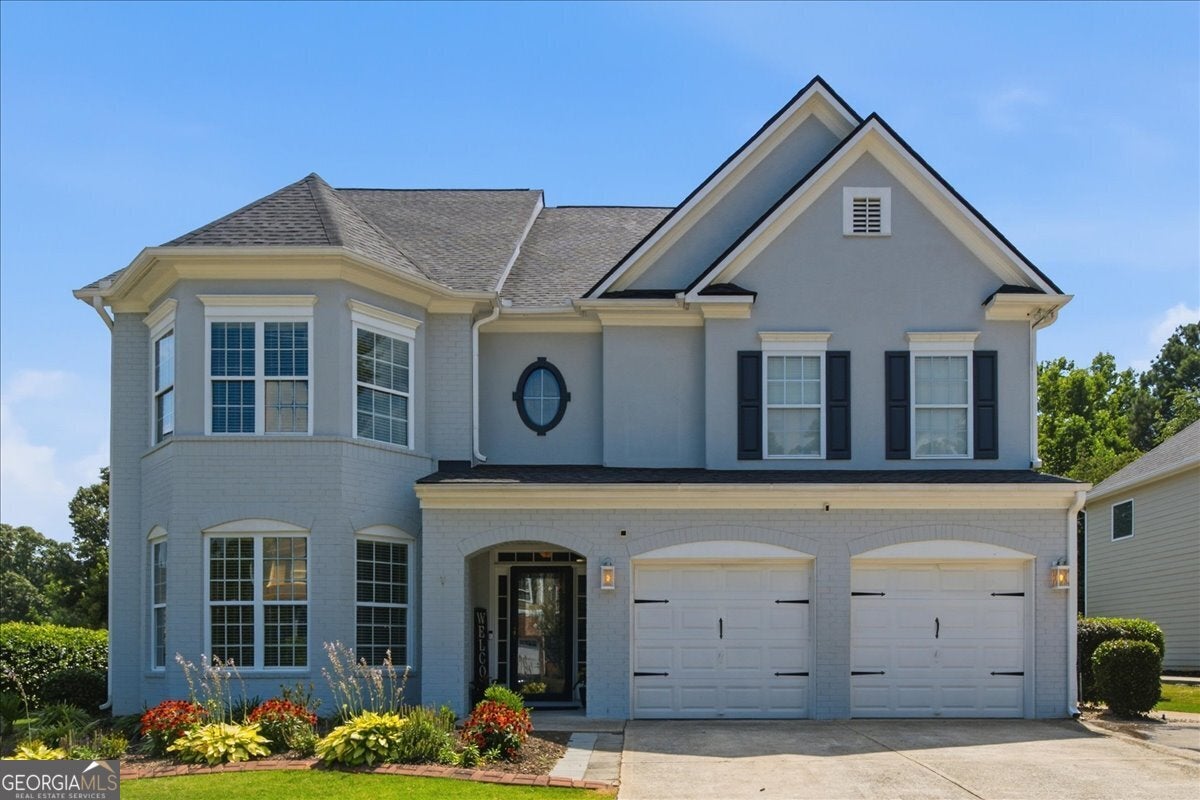 211 Highlands DR