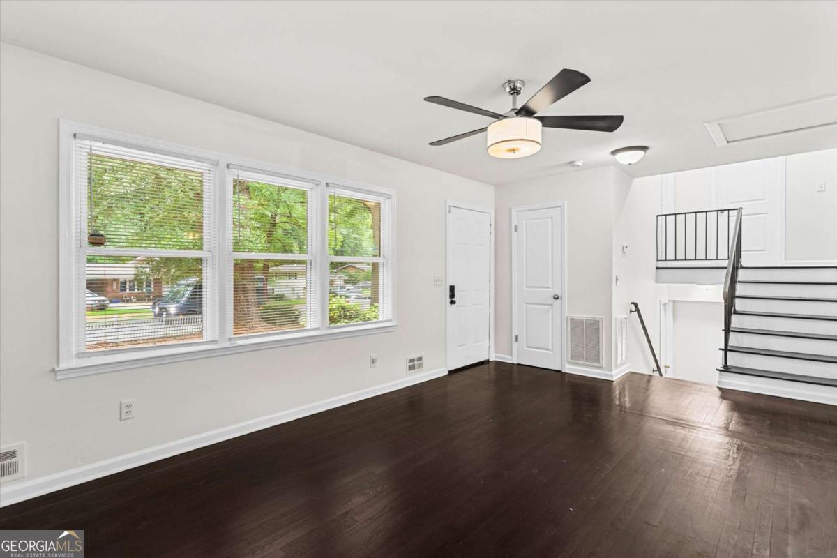 3438 Casa Woods LN
