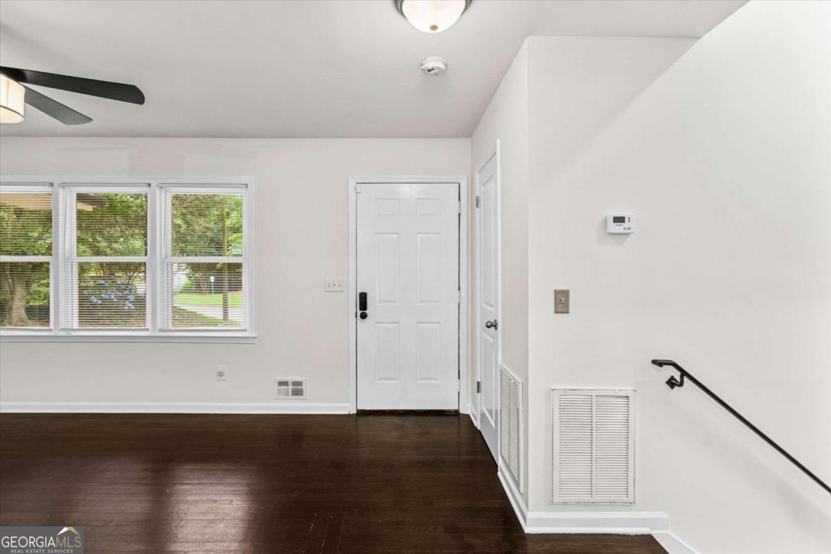 3438 Casa Woods LN