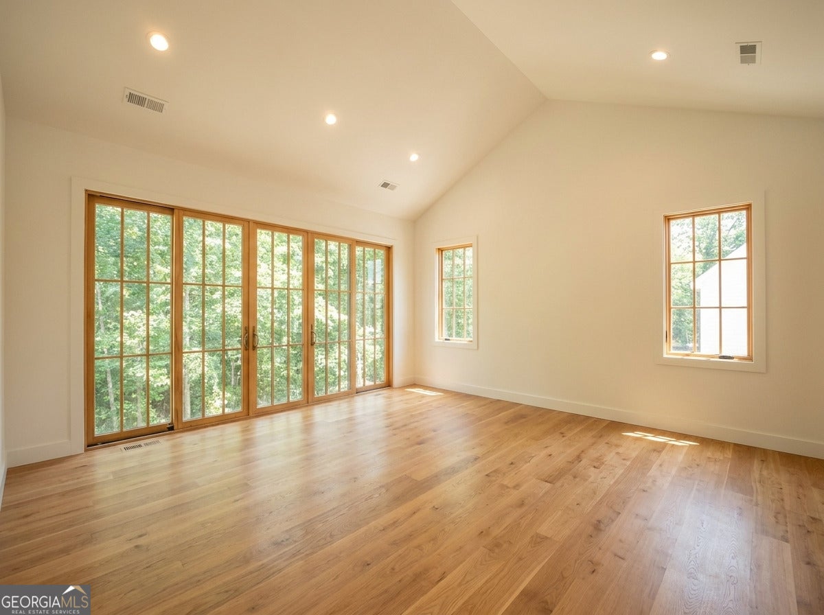 110 Reed WAY