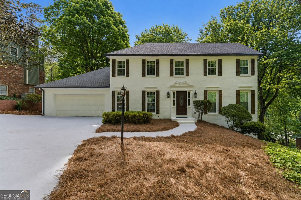 Photo of 1731 E Bank Drive, Marietta, GA 30068 (MLS # 10755916)