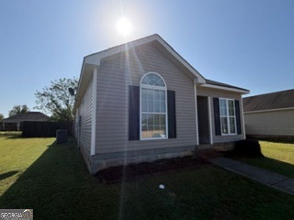 Photo of 202 Gayla Court, Warner Robins, GA 31088 (MLS # 10725023)