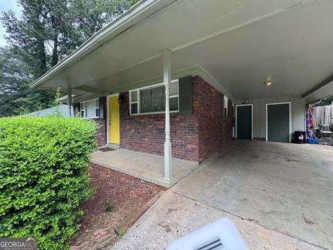 Photo of 1436 Willow Trail SW, Atlanta, GA 30311 (MLS # 10593651)