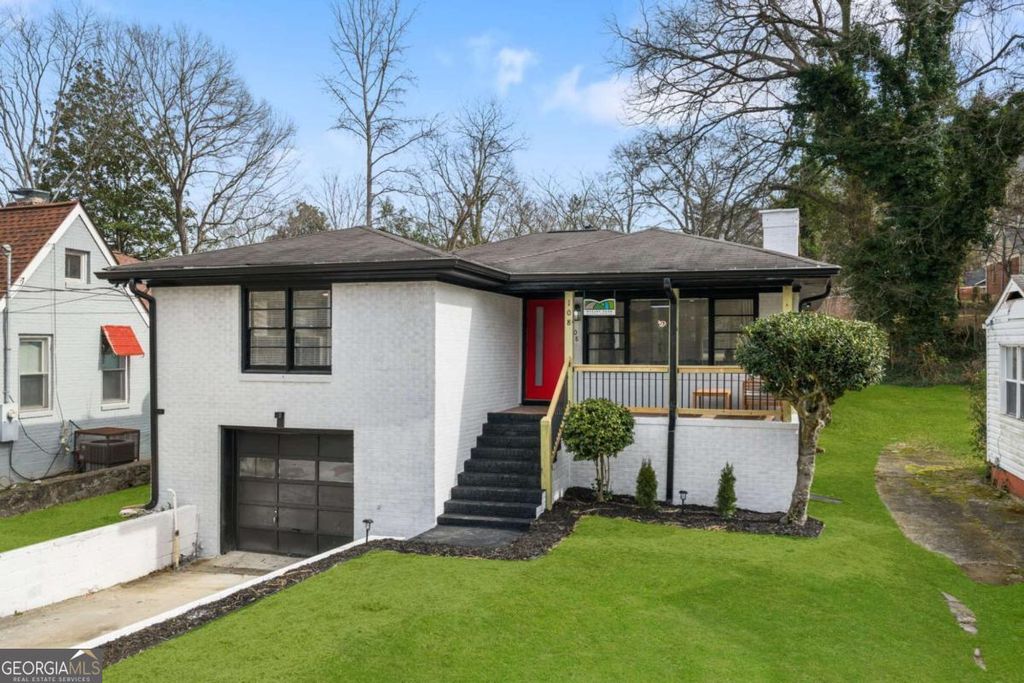 Photo of 108 Burbank Drive SW, Atlanta, GA 30314 (MLS # 10681977)