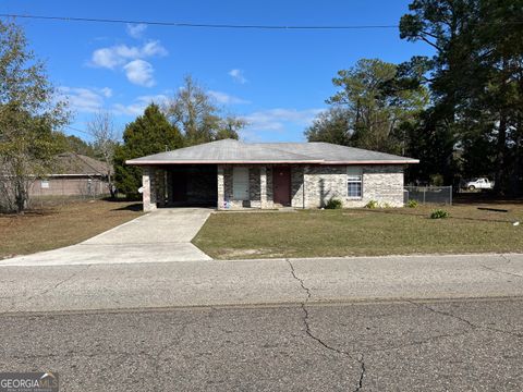 621 Pinewood ST Folkston GA 31537