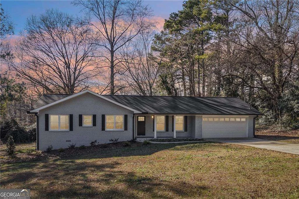 507 Castleaire Drive