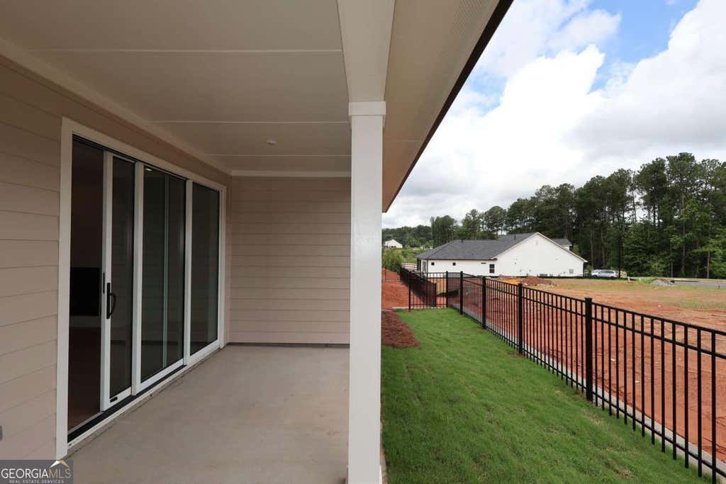 Photo of 275 Strawberry Ln, Woodstock, GA 30189 (MLS # 10810500)