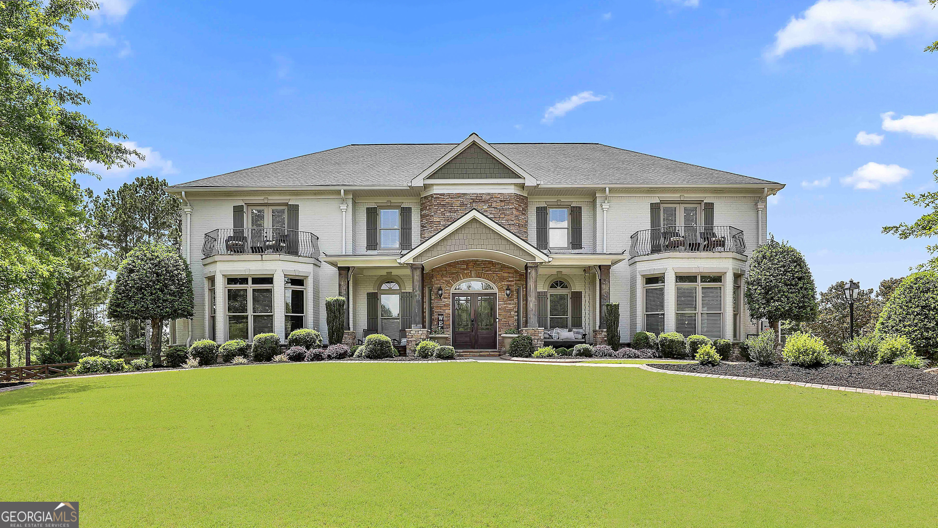 Sharpsburg, Georgia 30277, United States, 5 Bedrooms Bedrooms, ,6 BathroomsBathrooms,Residential,Active,148560