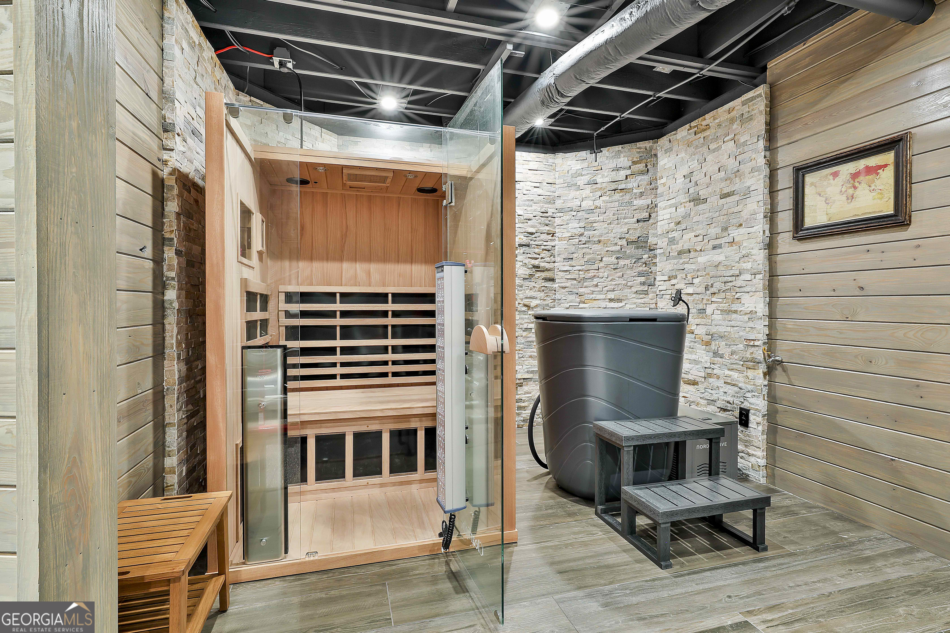 Sharpsburg, Georgia 30277, United States, 5 Bedrooms Bedrooms, ,6 BathroomsBathrooms,Residential,Active,148560