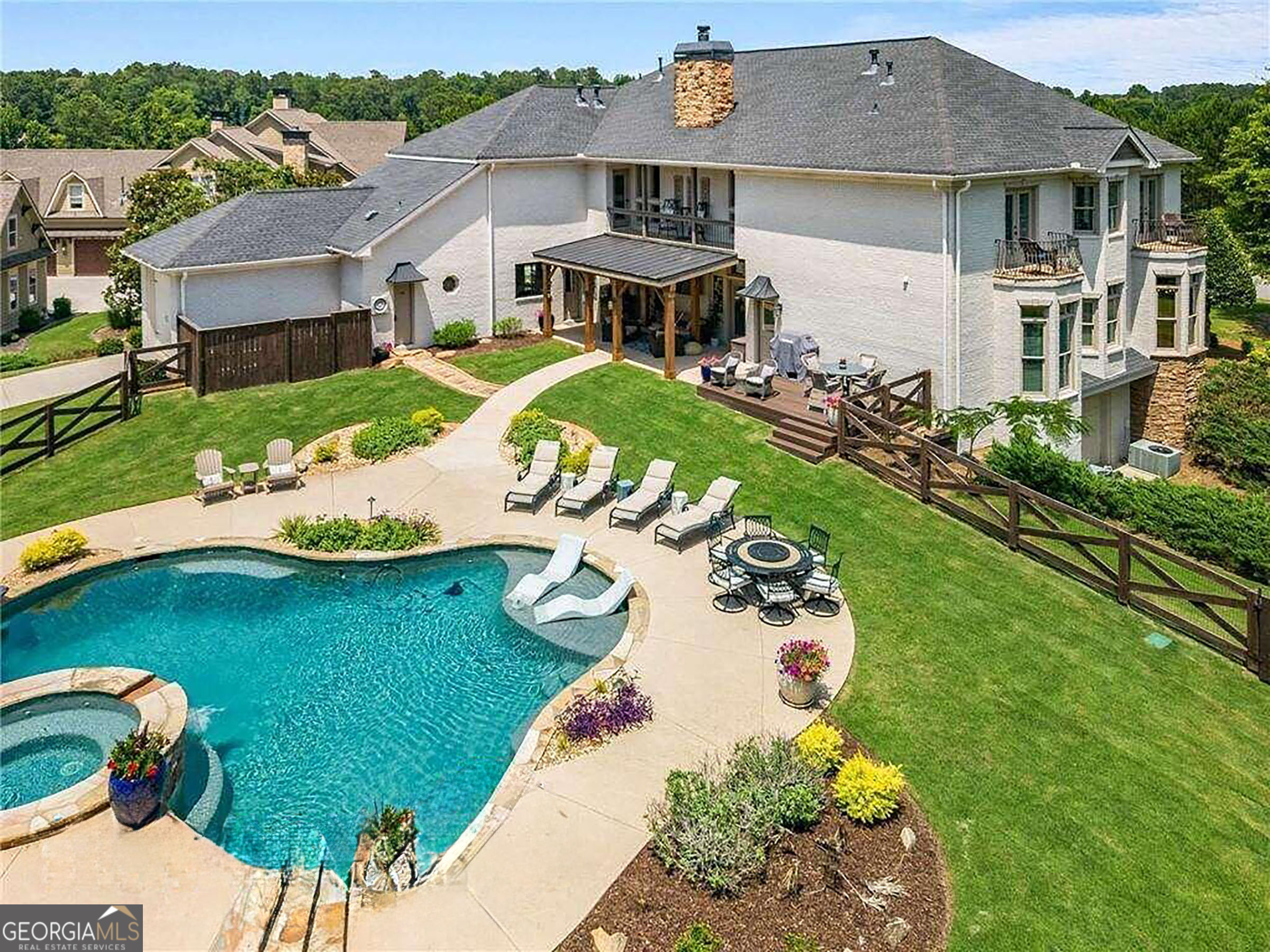 Sharpsburg, Georgia 30277, United States, 5 Bedrooms Bedrooms, ,6 BathroomsBathrooms,Residential,Active,148560