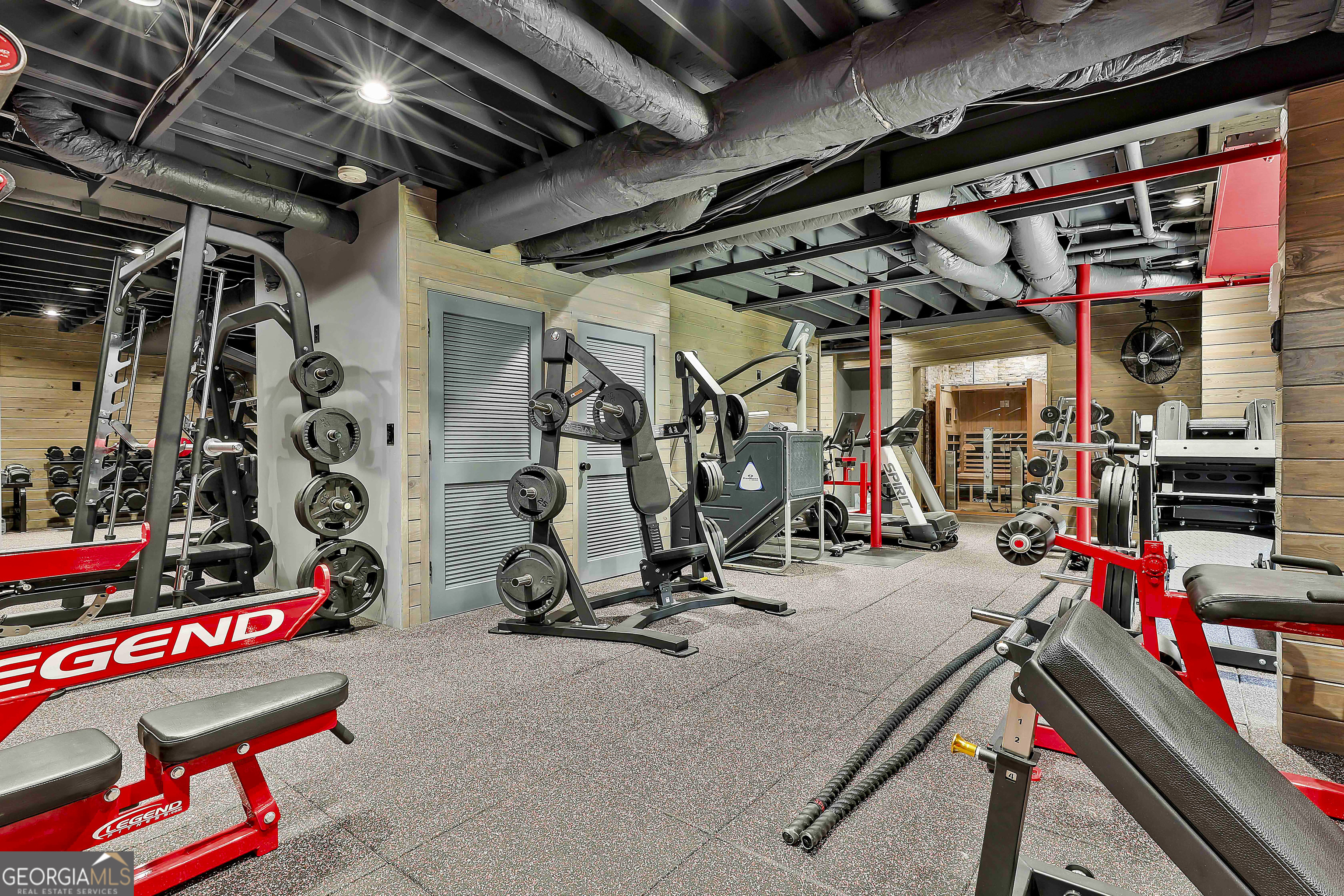 Sharpsburg, Georgia 30277, United States, 5 Bedrooms Bedrooms, ,6 BathroomsBathrooms,Residential,Active,148560