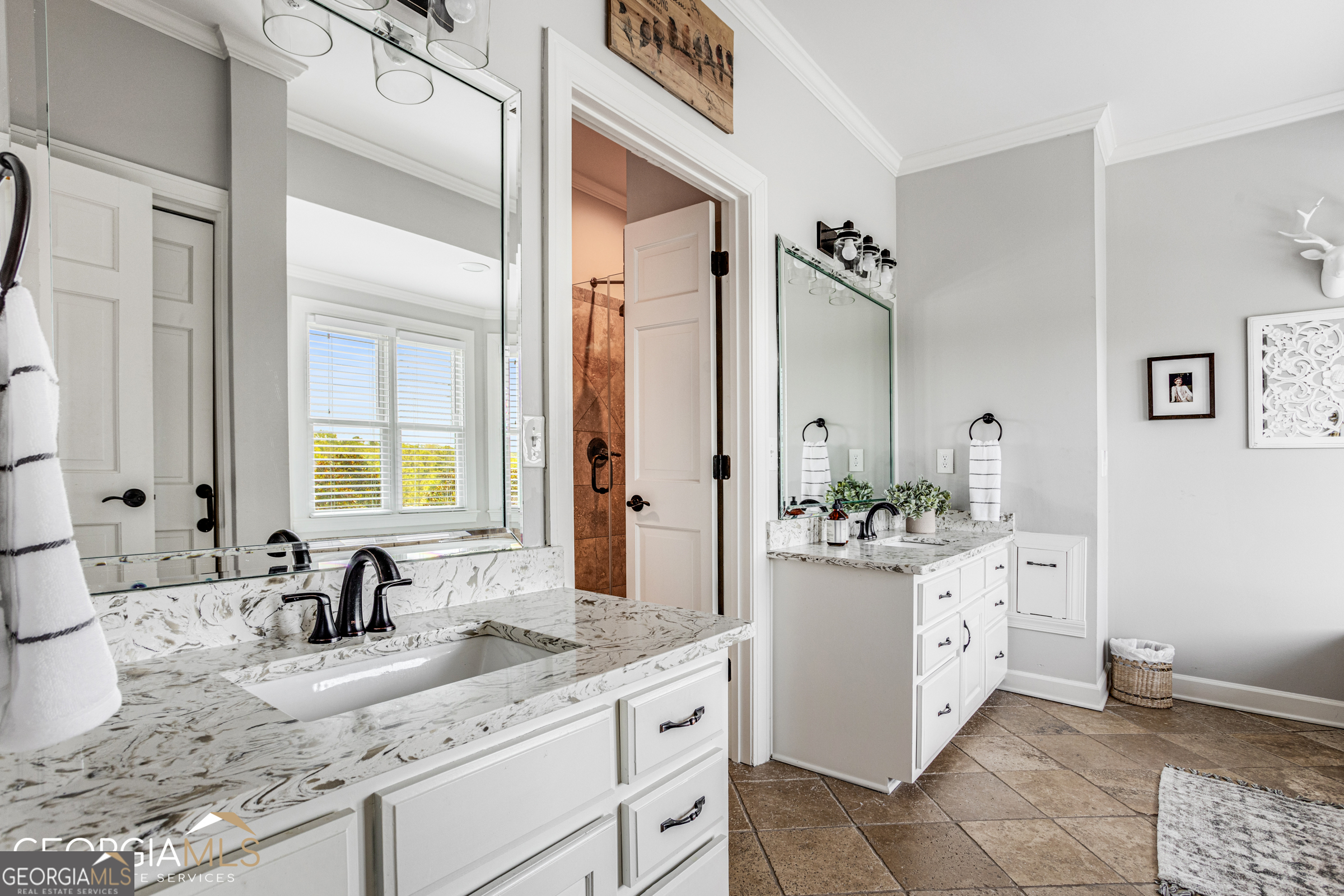 Sharpsburg, Georgia 30277, United States, 5 Bedrooms Bedrooms, ,6 BathroomsBathrooms,Residential,Active,148560