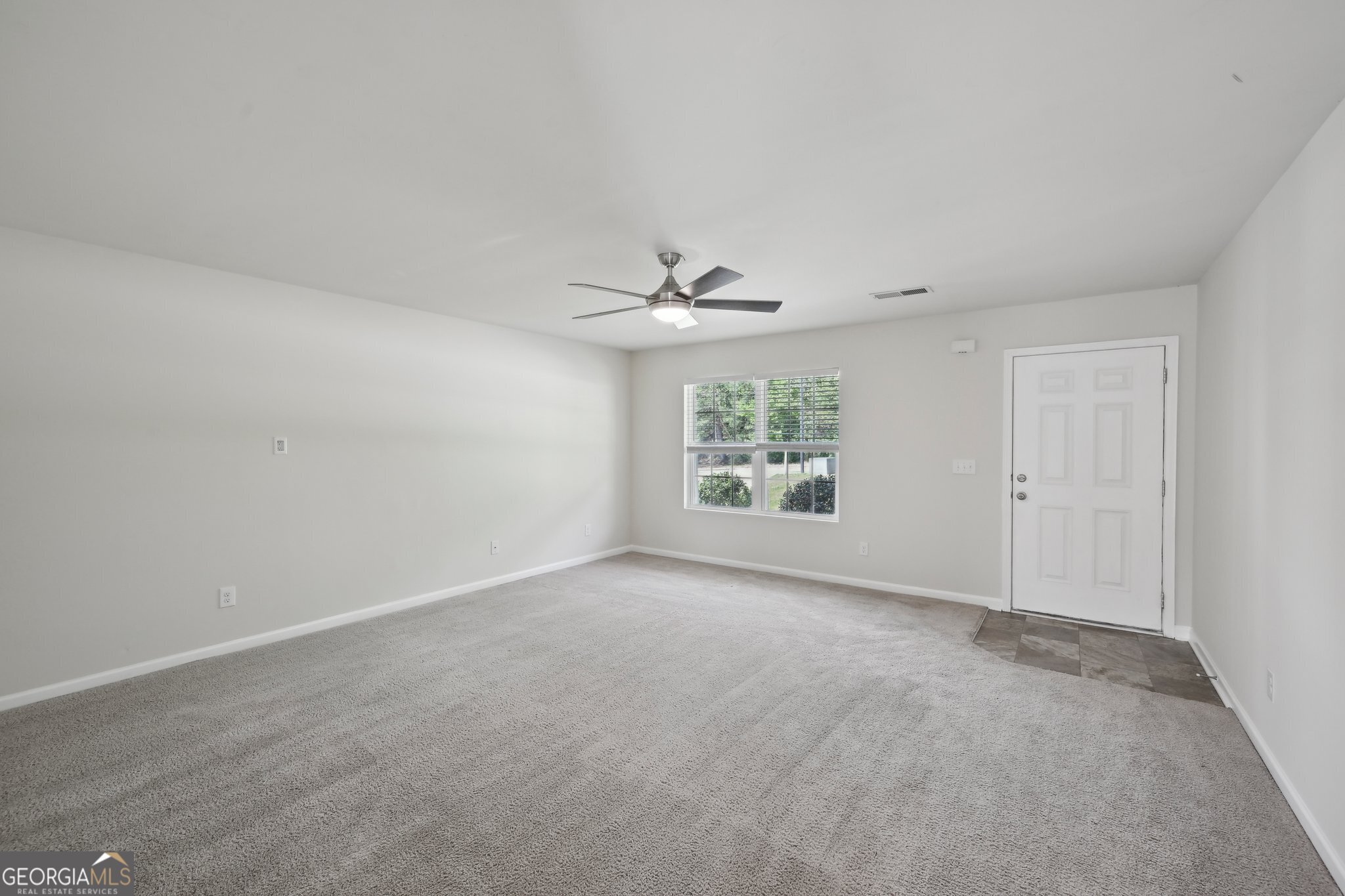 5675 Laurel Ridge CIR